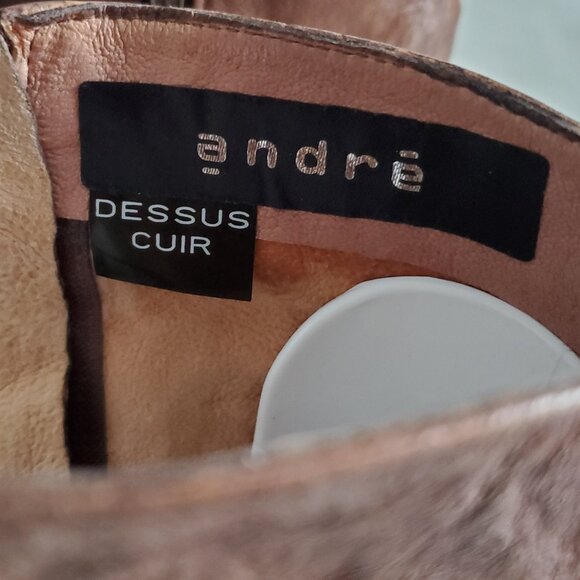 Andre' Cognac Leather Riding Studded Side Zipper Knee High Boot SZ 8 - Picture 12 of 16